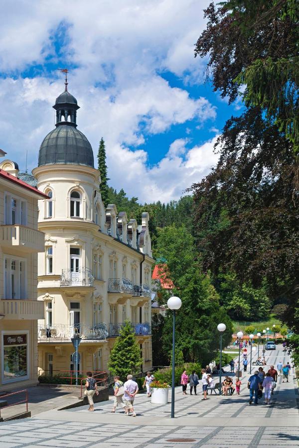 Villa Dagmar Luhacovice Luaran gambar