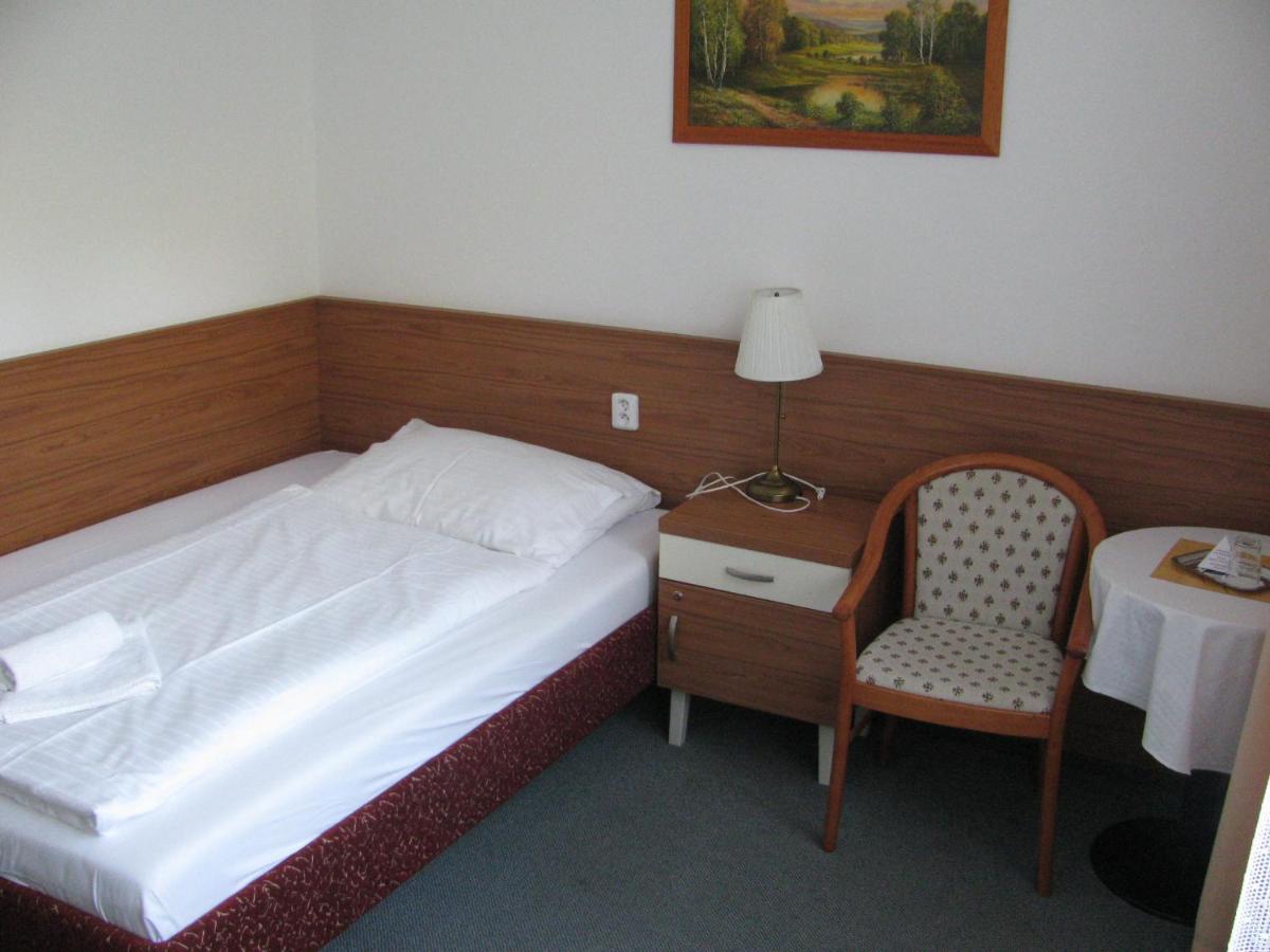 Villa Dagmar Luhacovice Luaran gambar