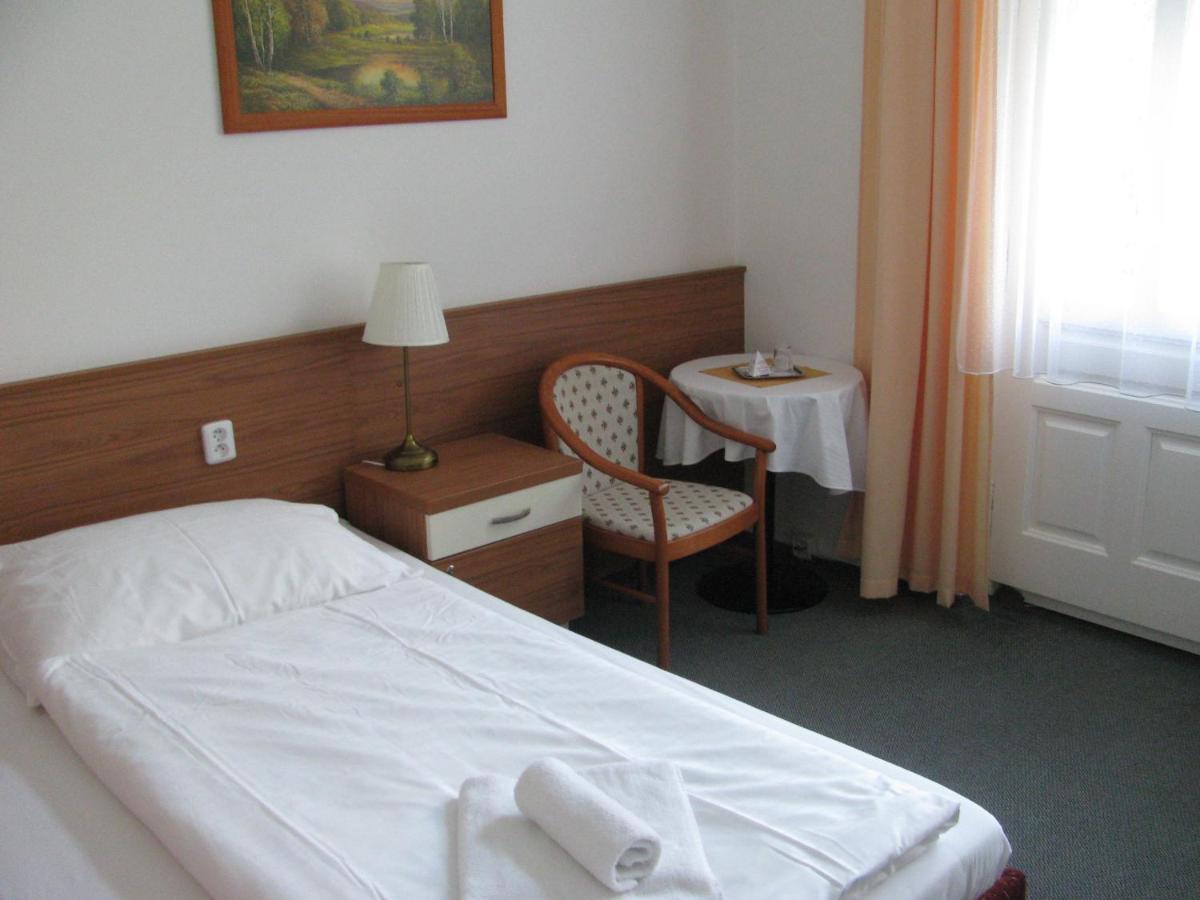 Villa Dagmar Luhacovice Luaran gambar