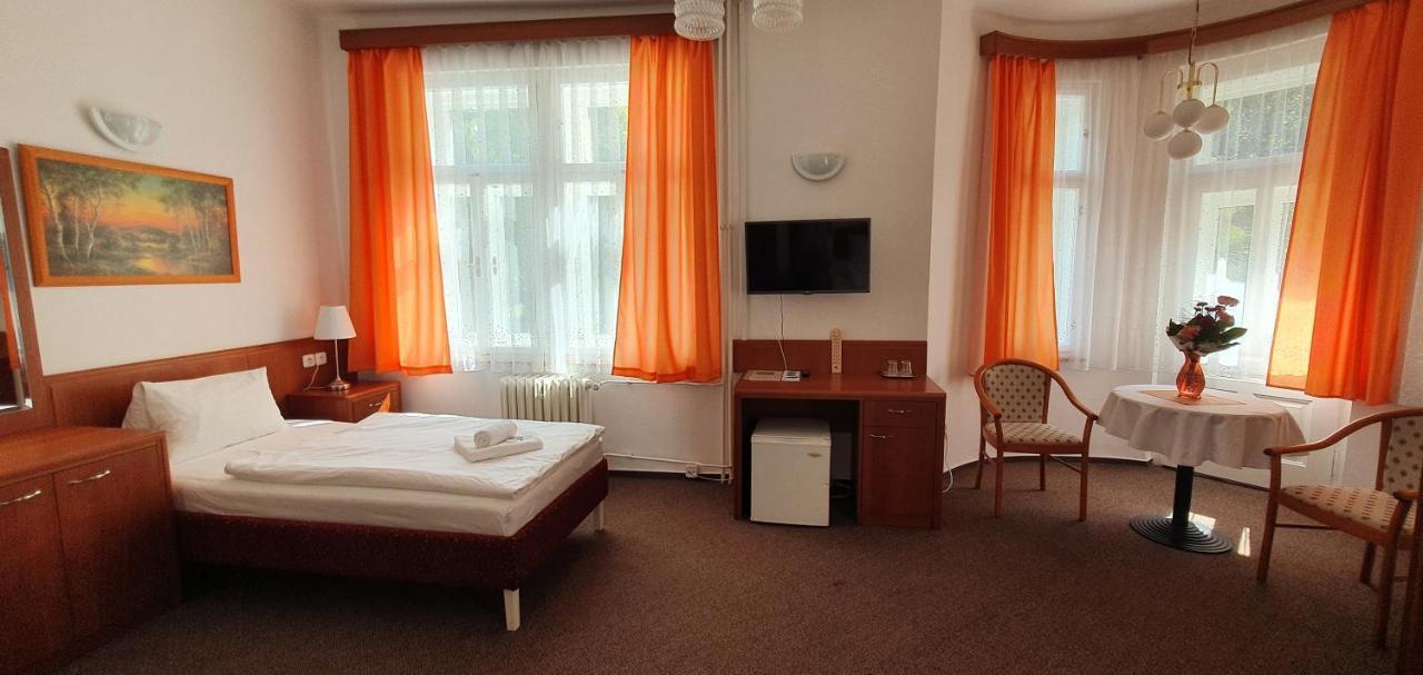 Villa Dagmar Luhacovice Luaran gambar